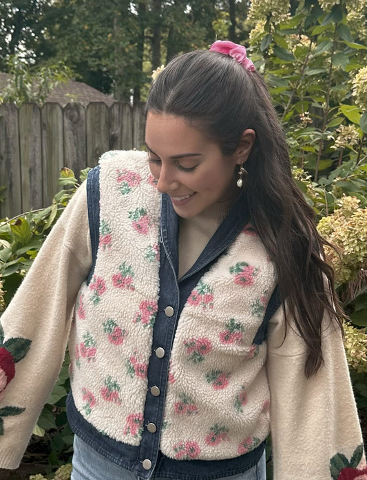 Rosebud Sherpa Vest