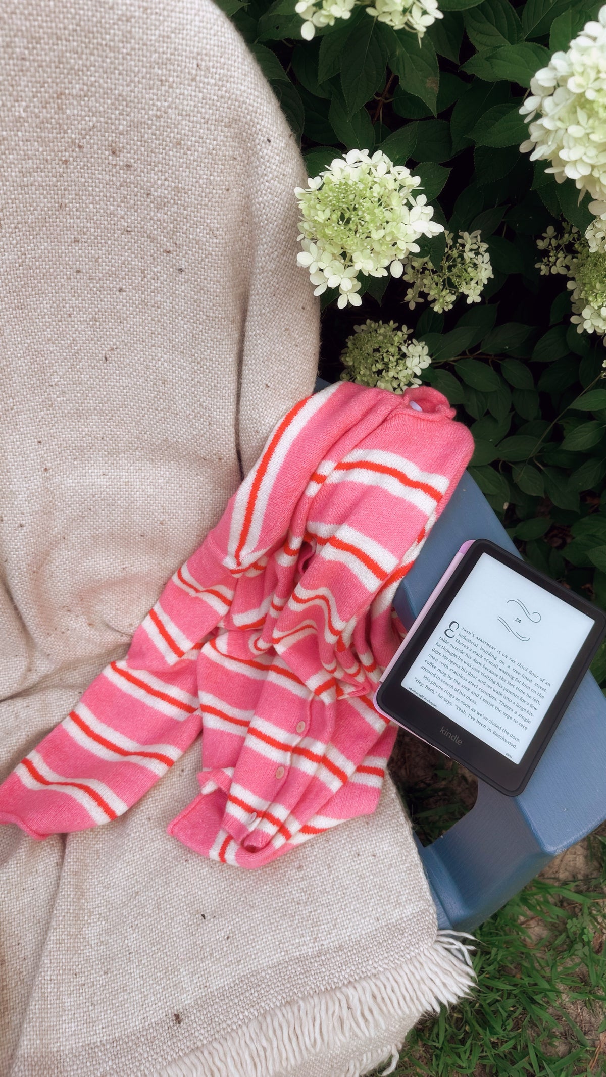 The Sunday Cardi in Rose Garden